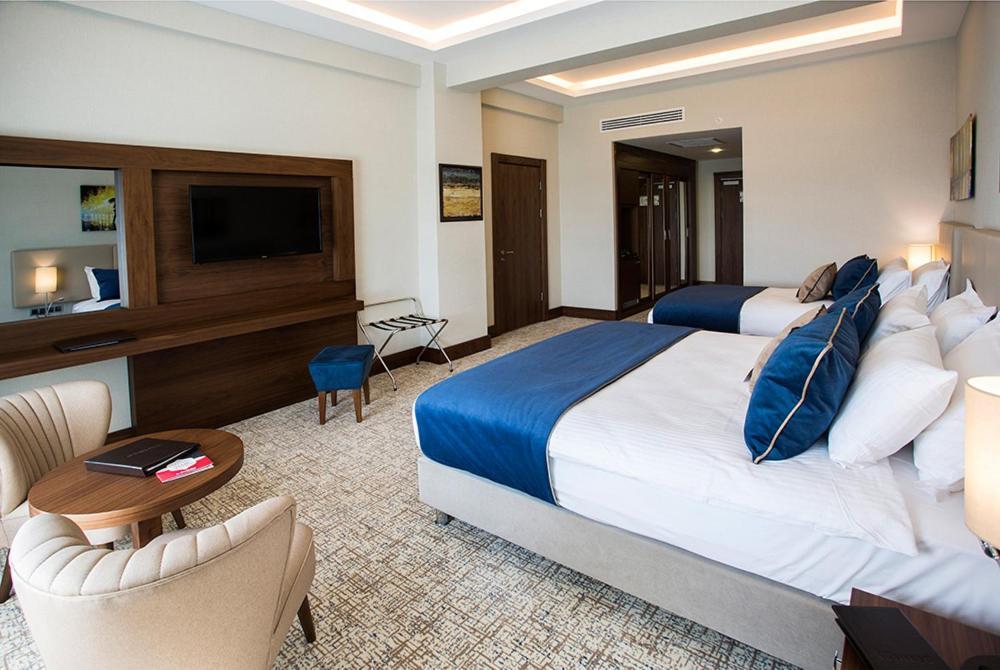 Ramada By Wyndham Yalova Ξενοδοχείο Γιάλοβα Εξωτερικό φωτογραφία