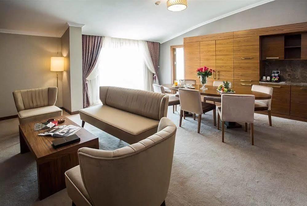 Ramada By Wyndham Yalova Ξενοδοχείο Γιάλοβα Εξωτερικό φωτογραφία